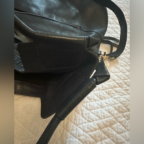 Foley & Corinna - Picture 5 of 15